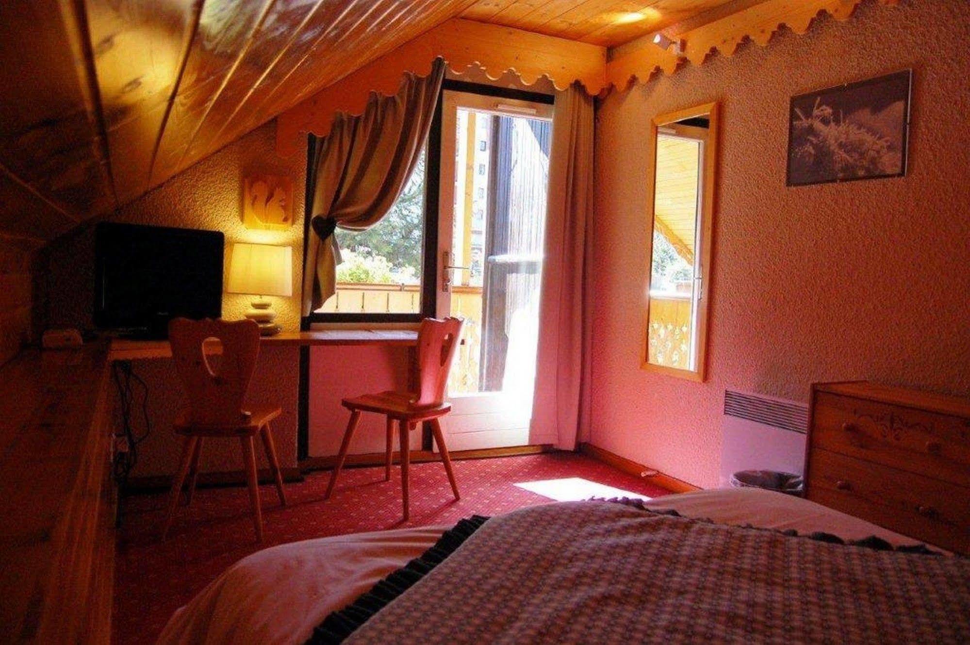 Hotel Ecureuil Vars  Esterno foto
